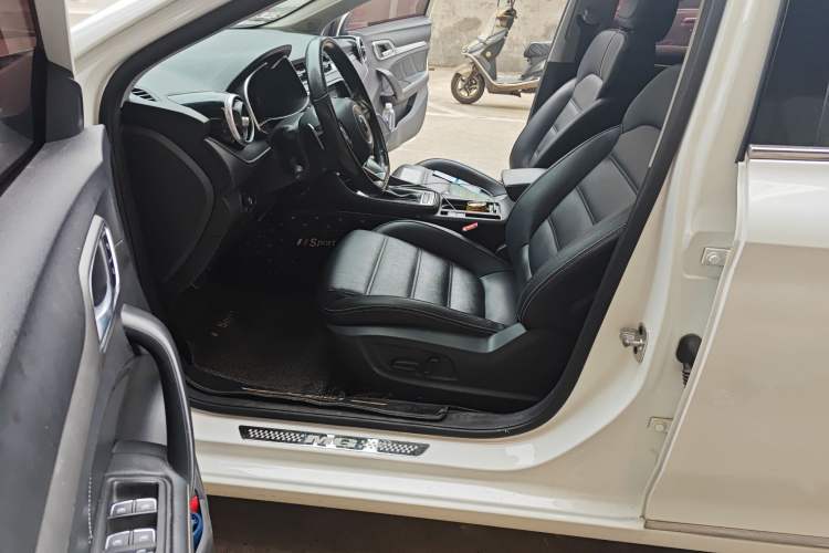 Used MG 6 2017 20T Automatic Luxury Smart Connect Version China V Standard