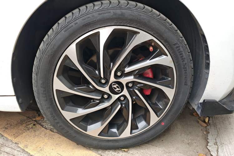 Used Hyundai Elantra (6th Generation / Lingdong) 2020 1.5L CVT Smart & Stylish – Elite Version
