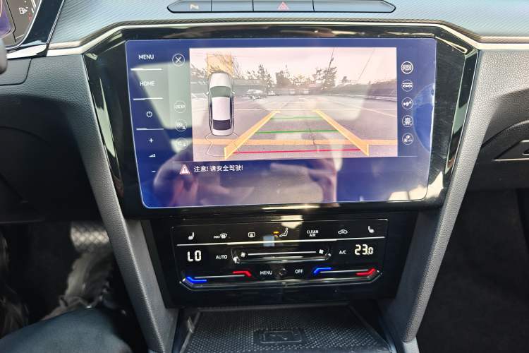 Used Volkswagen Magotan 2020 330TSI DSG Luxury Edition Audio And AC Panel