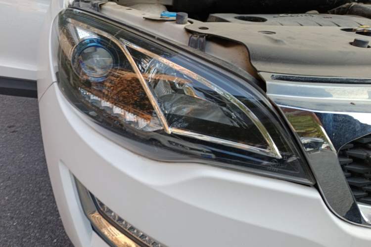 Used Zotye Domy X5 2017 Classic Edition 1.5T Manual Luxury Model