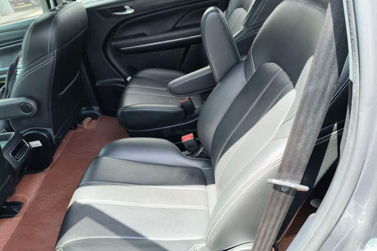 Used GAC Trumpchi M6 2021 270T DCT Luxury Edition (6-seater)
