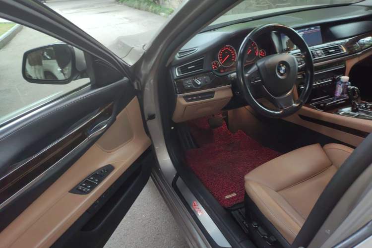 Used BMW 7 Series 2011 760Li Steinway Limited Edition Driver Seat