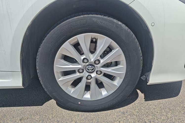 Used Toyota Corolla 2019 1.2T S-CVT GL-i Elite Edition Right Front Wheel Hub
