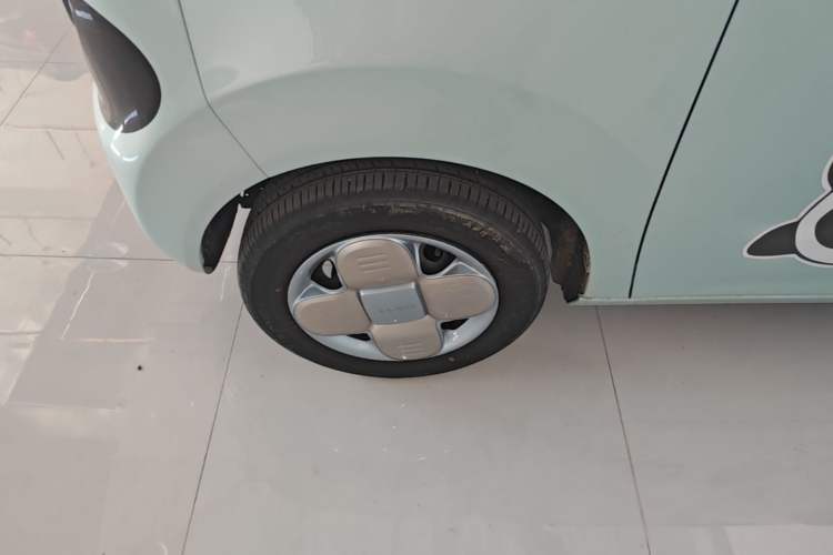 Used Geely Galaxy Panda 2023 Panda Mini 200km Endurance Bear