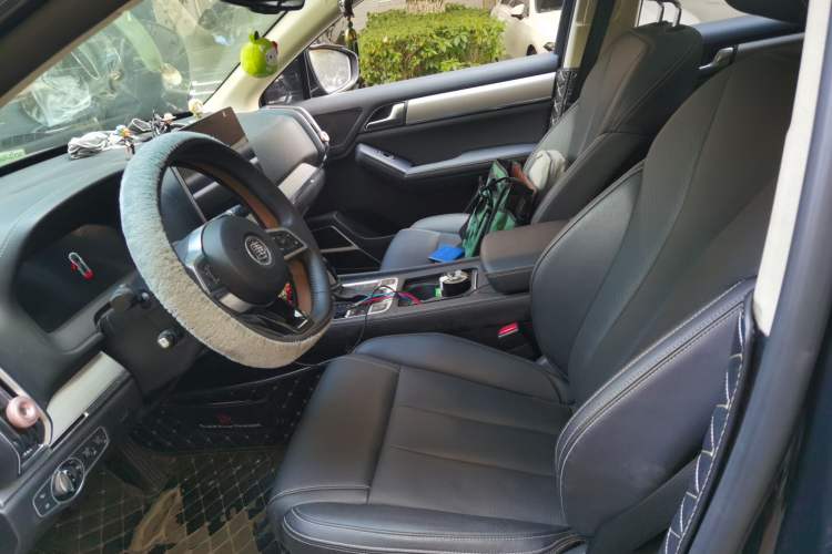 Used BYD Tang 2019 2.0T Automatic SmartConnect Luxury 7-Seater China VI Standard