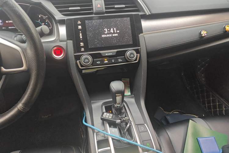 Used Honda Civic 2016 220TURBO CVT Luxury Edition Audio And AC Panel