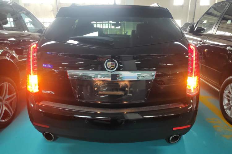 Used Cadillac SRX 2014 3.0L Leading Model Rear