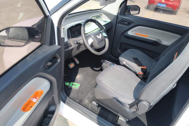 Used Wuling Hongguang MINIEV 2020 Freedom Version Lithium Iron Phosphate
