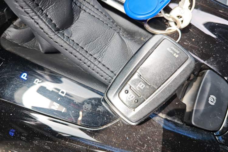 Used Toyota C-HR 2021 2.0L Luxury Edition Vehicle Key