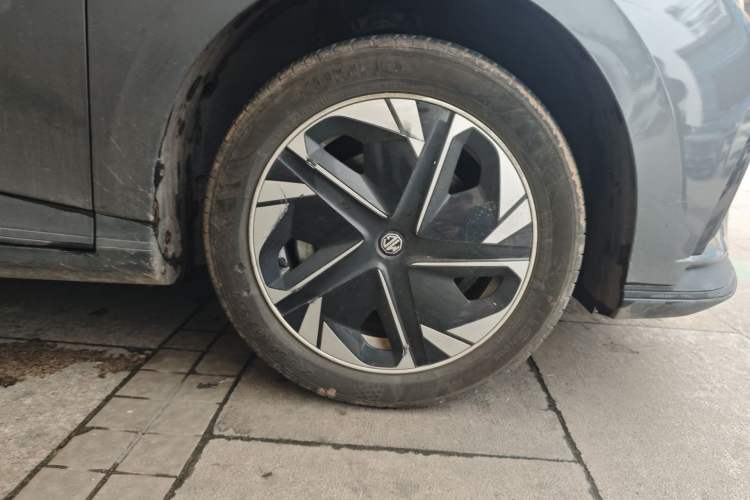 Used MG 4 EV 2023 415 km Range Sea-Faring Champion Edition