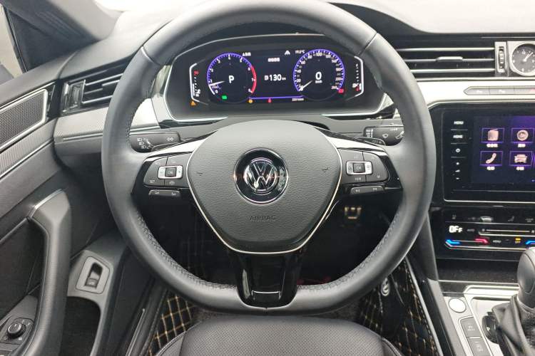 Used Volkswagen FAW-Volkswagen CC 2020 330TSI Glamour Edition China VI Standard Steering Wheel