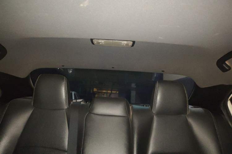 Used Toyota Levin 2019 185T CVT Luxury Edition China VI Standard Headliner