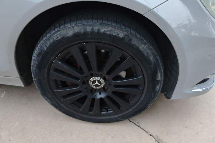 Used Mercedes-Benz C-Class 2011 C 200 CGI Elegant Model
