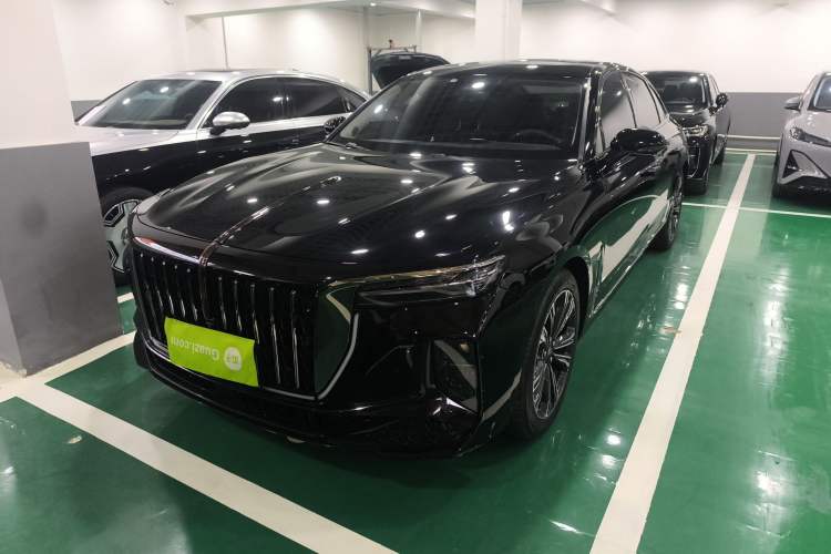 Used Hongqi H9 2024 2.0T Qixiang Private Style Edition