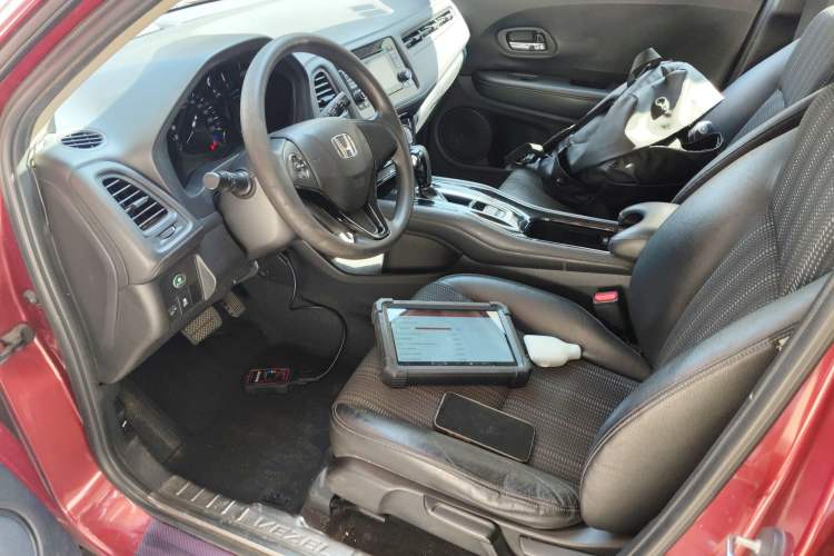 Used Honda Vezel 2015 1.8L CVT 2WD Elite Model
