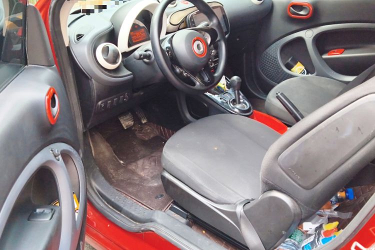 Used smart fortwo 2018 1.0L 52kW Hardtop Dynamic Version China V
