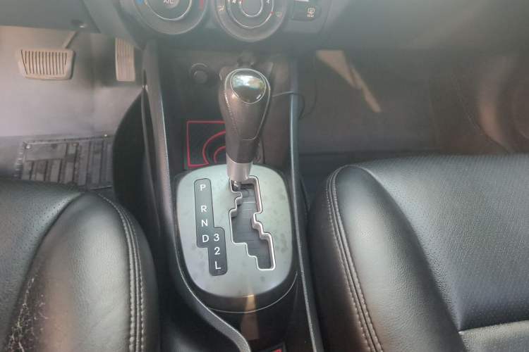 Used Kia K2 2012 Sedan 1.4L Automatic GLS Commemorative Edition
