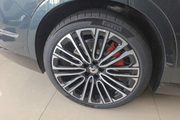 Used Nio ES8 2026 Model 6-seat Executive Signature Edition Right Rear Wheel Hub