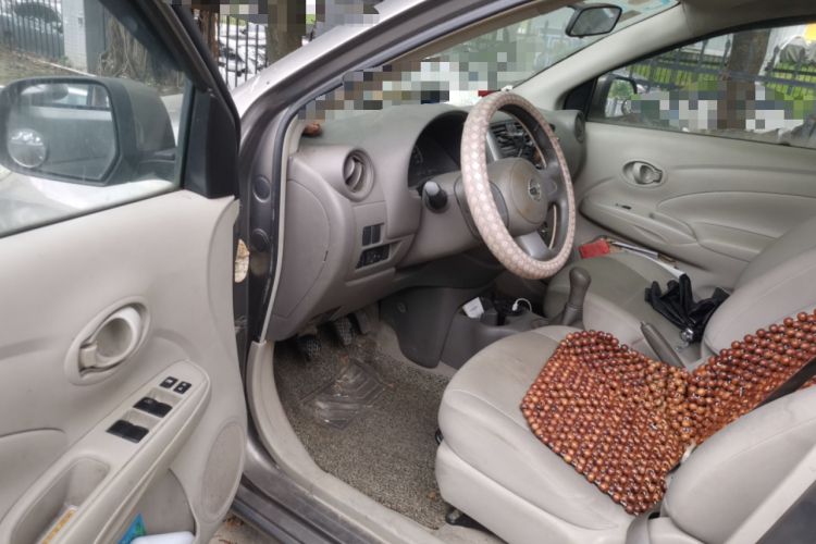 Used Nissan Sunny 2011 1.5XE Manual Comfort Edition Driver Seat