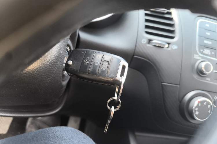 Used Kia K3 2015 1.6L Manual GL Vehicle Key