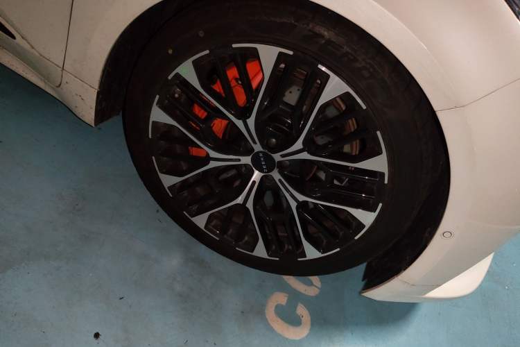 Used Zeekr 001 2026 Model 103° Four-Wheel Drive Ultra+ Version