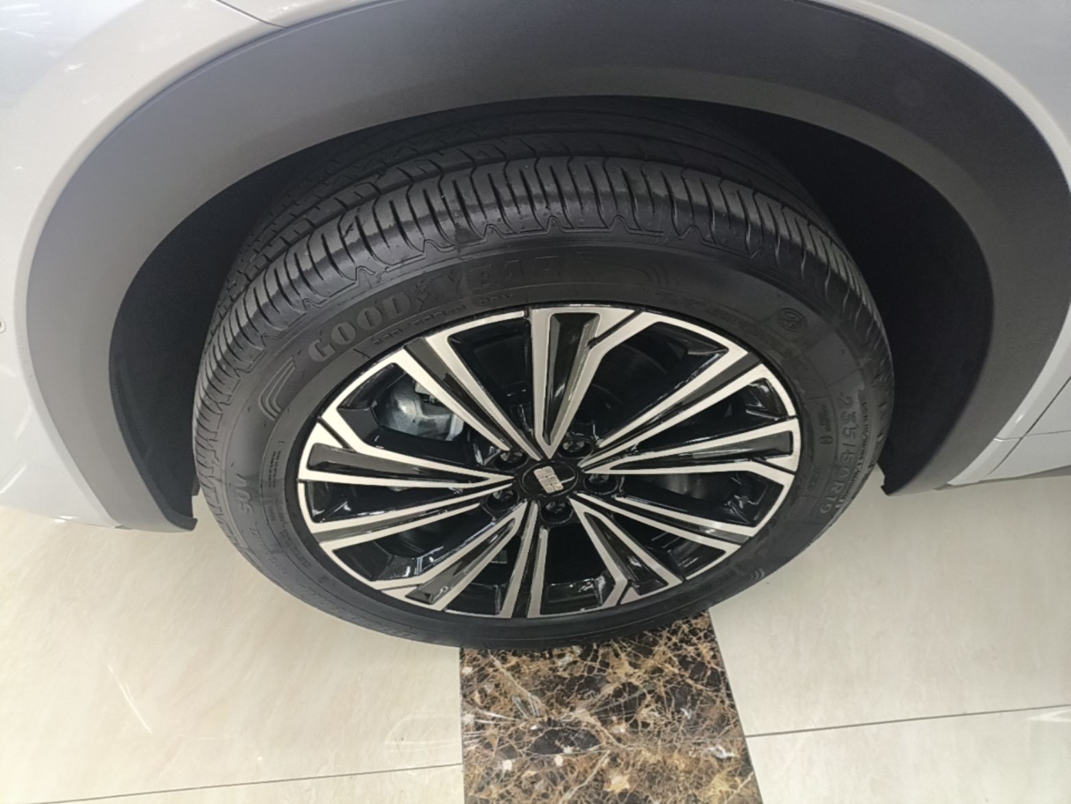 Geely Galaxy Xingjian 7 EM-i 2026 Model 135km Starship Version — снимка 10