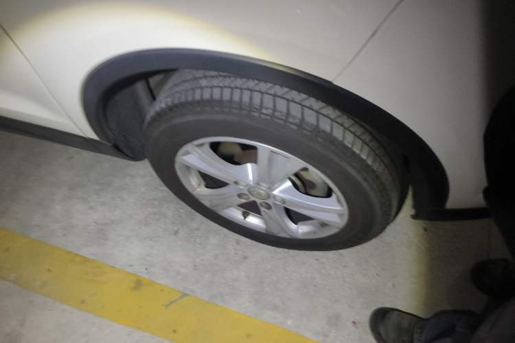 Used Bestune X80 2016 2.0L automatic Comfort trim level