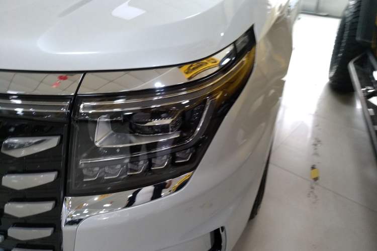 Used JAC Refine RF8 PHEV 2024 Zhiling Edition 1.5T 150KM Prestige Model – Lithium Iron Phosphate Left Front Headlight