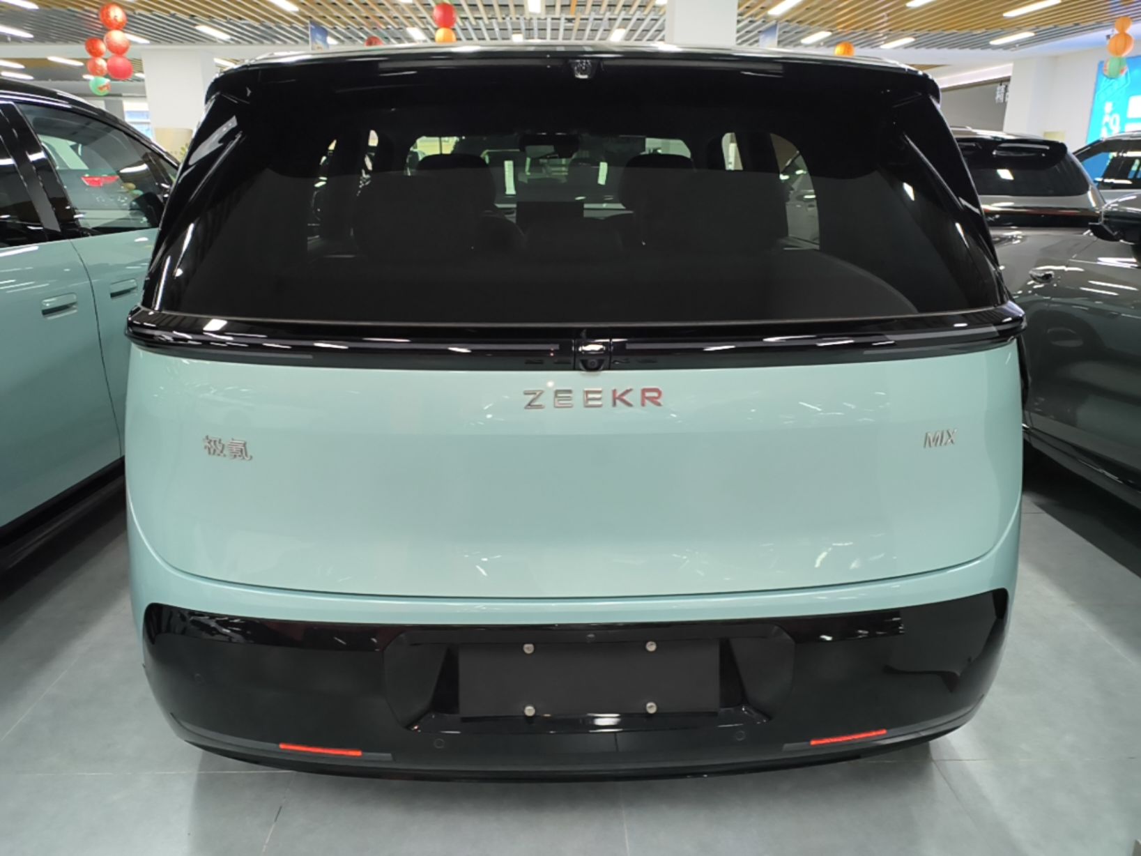 Zeekr MIX 2025 Long-Range Intelligent Driving Edition — снимка 5