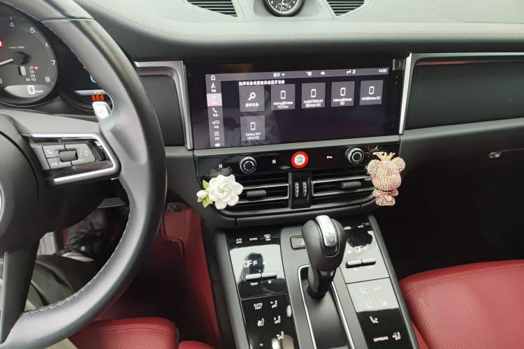 Used Porsche Macan 2023 Macan 2.0T Audio And AC Panel