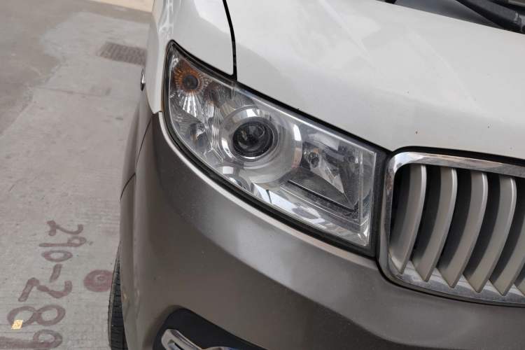 Used Jinbei New Hiace X30L 