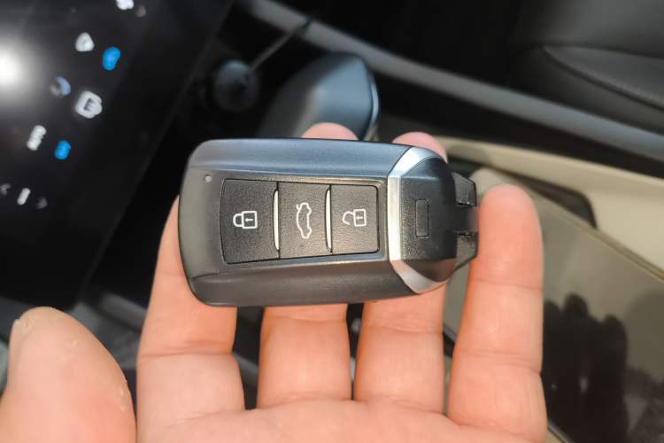 Used Dongfeng Aeolus Yixuan 2023 Mach Edition 1.5L Automatic Chasing Wind Version
