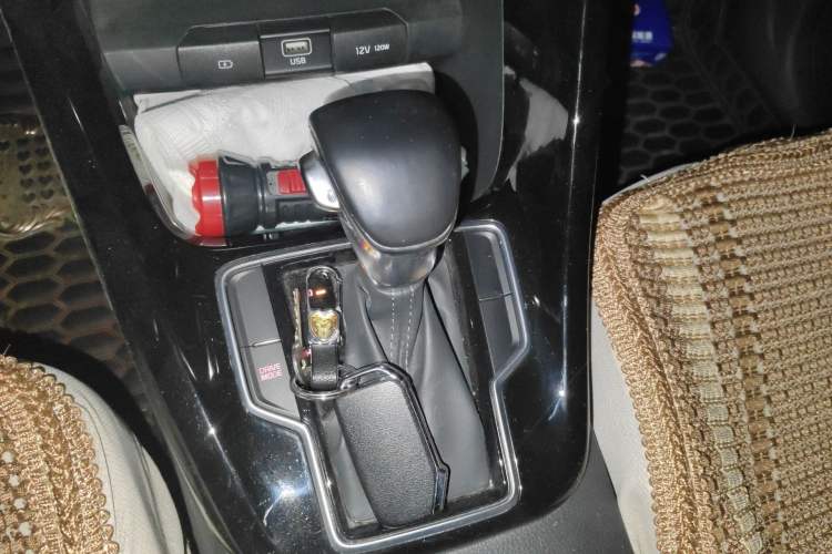 Used Kia Sportage R 2018 2.0L Automatic Smart Luxury Version China V Standard
