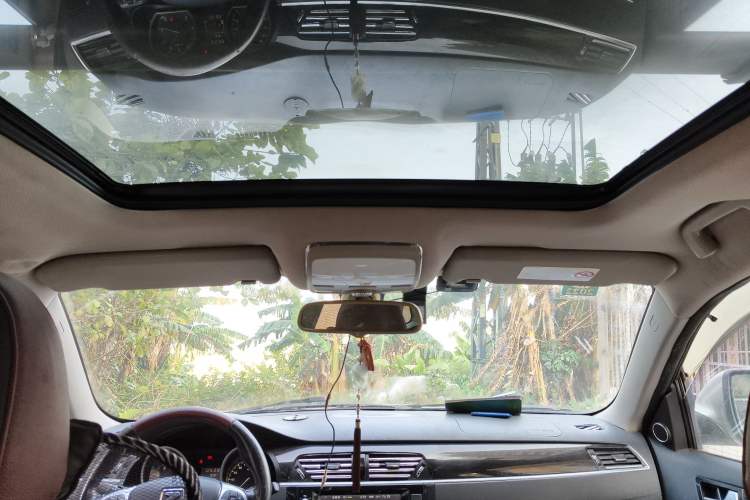 Used Zotye T600 2015 Family Edition 2.0T Manual Luxury Version
