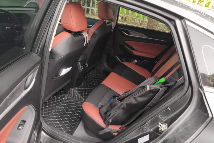 Used CHANGAN Eado 2023 Changan Edition PLUS Blue Whale NE 1.4T GDI DCT Prestige Version Left Rear Seat