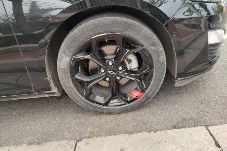 Used Chevrolet Malibu XL 2021 Redline 550T Automatic Smart Edition Right Front Wheel Hub