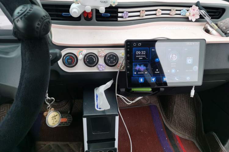 Used Wuling Hongguang MINIEV 2022 Easy Version Lithium Iron Phosphate
