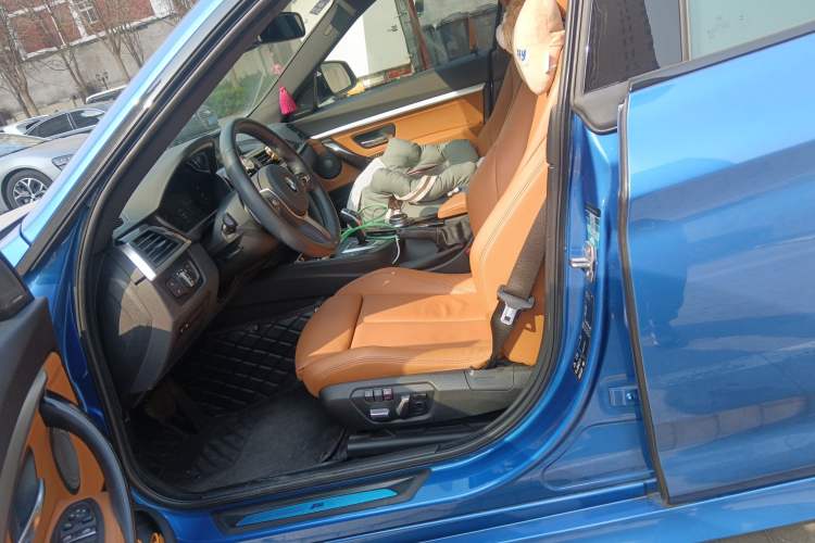 Used BMW 3 Series GT 2019 330i xDrive M Sport Night Edition Left Front Seat