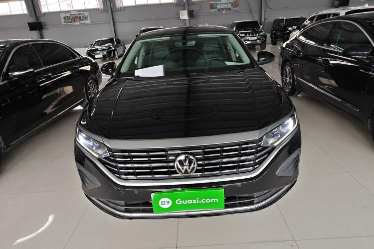 Used Volkswagen Passat 2025 Premium Version 380TSI Dragon Edition