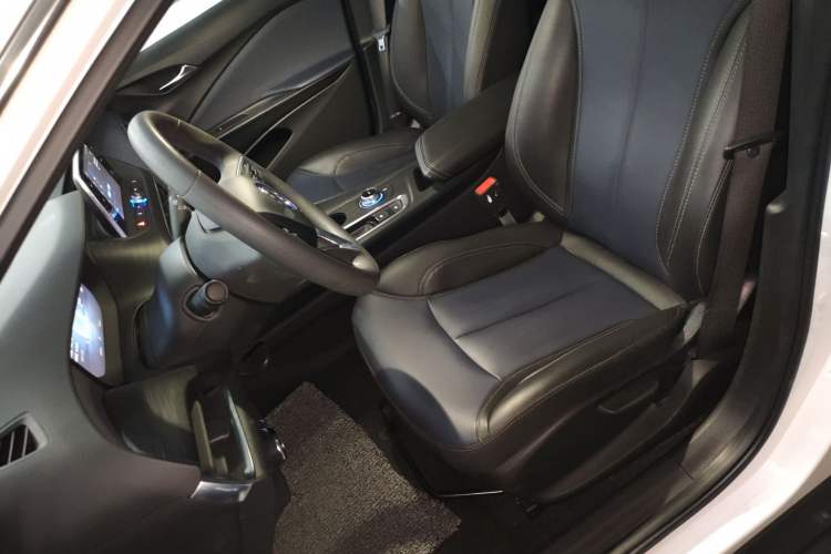 Used Buick Velite 6 2023 430km Range Commuter Version Left Front Seat