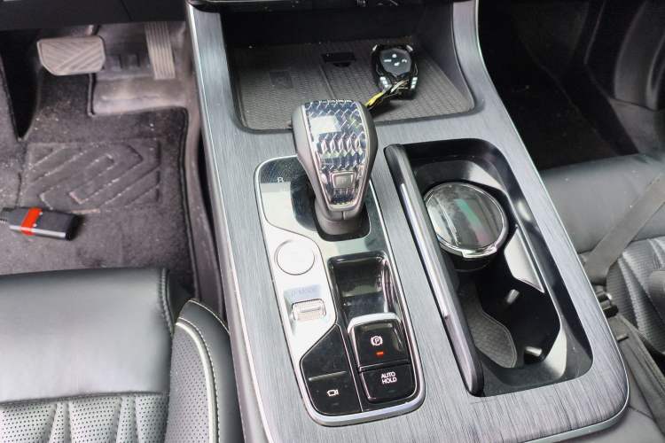 Used GAC Trumpchi GS8 2022 Linghang Series 2.0 TGDI Two-Wheel-Drive Luxury Smart Connectivity Version (7 Seats)