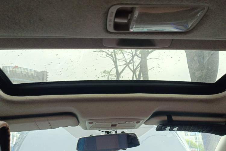 Used Nissan Sylphy 2014 1.6XV CVT Deluxe Edition Headliner