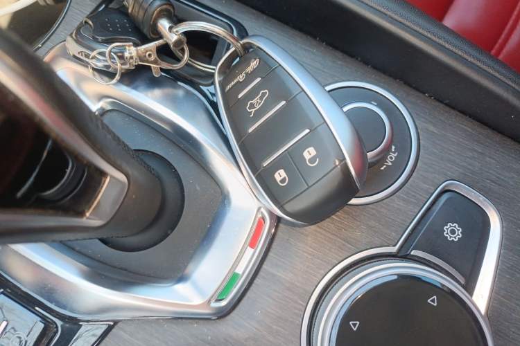 Used Alfa Romeo Giulia 2020 2.0T 280HP VIRTU Limited Edition Vehicle Key