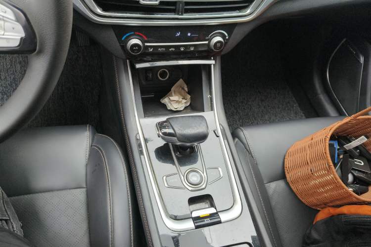 Used CHANGAN Eado New Energy 2019 EV460 Shared Version Gear Lever