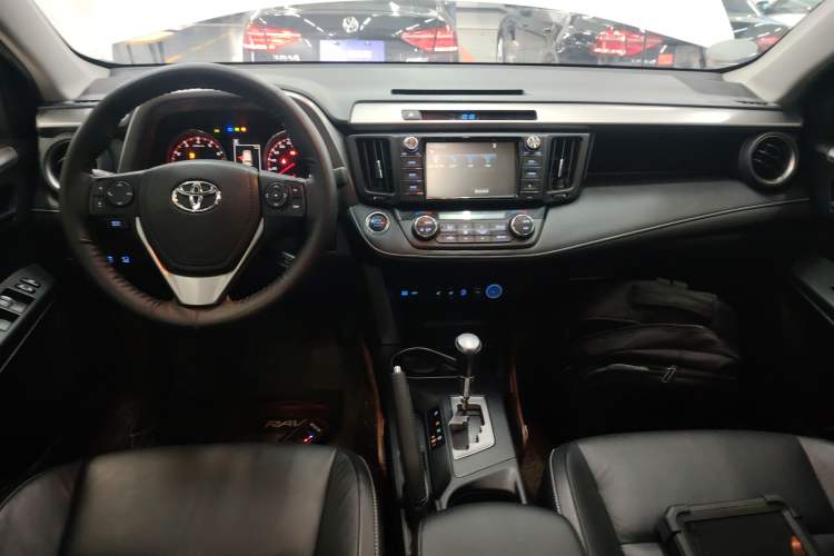 Used Toyota RAV4 2016 2.0L CVT Two-Wheel Drive Smart Edition China V Standard