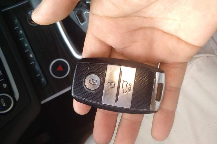 Used Land X7 2015 2.0T Panoramic Prestige Edition
