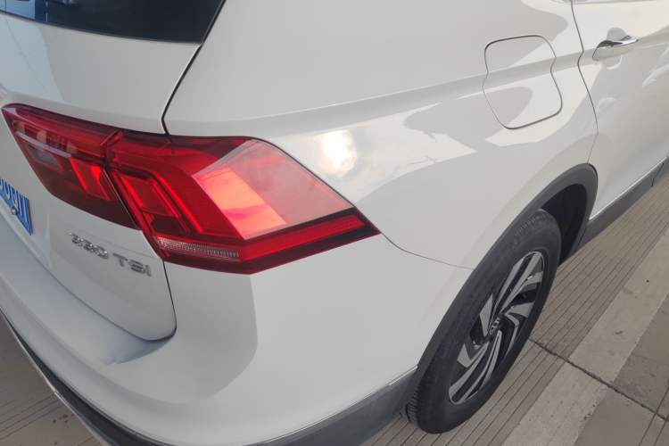 Used Volkswagen Tiguan L 2023 Revised Version 330TSI Automatic Two-Wheel Drive Smart Enjoyment Edition