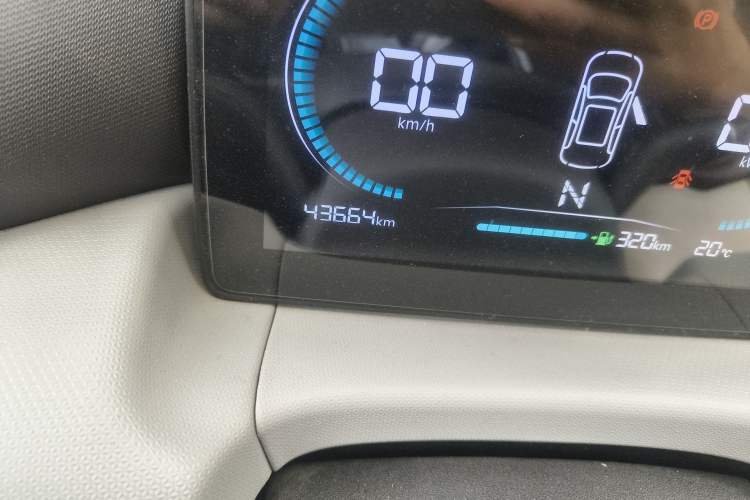 Used Leapmotor T03 2022 Crystal Edition Odometer Close Up