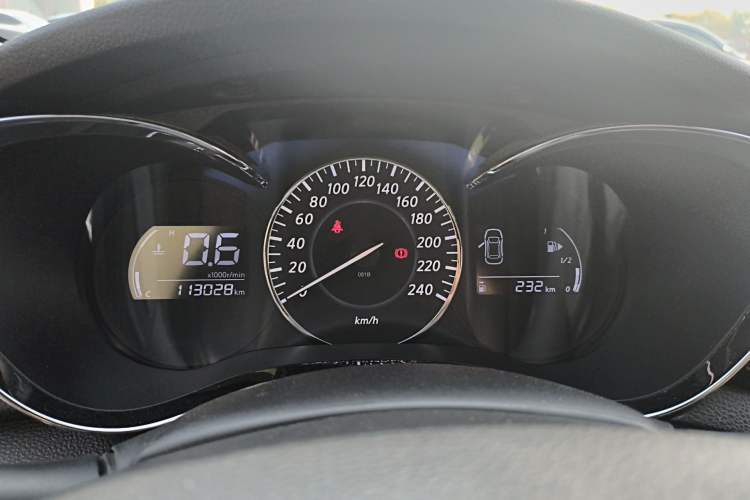Used Venucia D60 2019 100 000 Glory 1.6L Entry Manual ChenShang Edition China VI Instrument Cluster