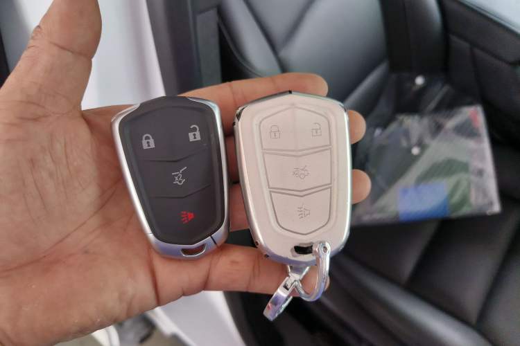 Used Cadillac XT4 2022 28T Two-Wheel-Drive Luxury Version Vehicle Key